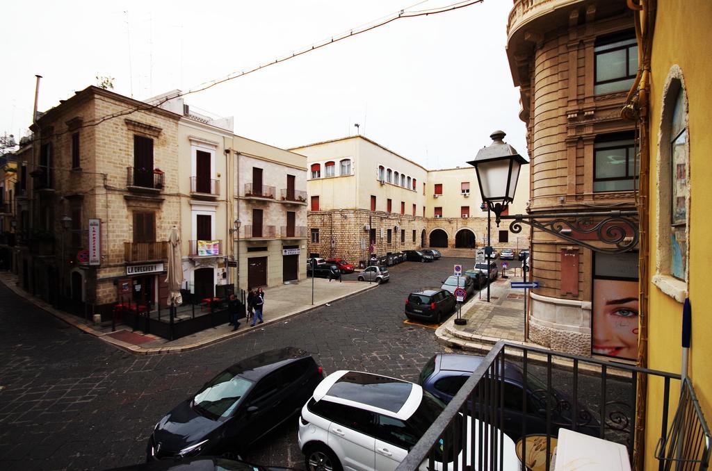 Piazzetta Santa Barbara Apartamento Bari Quarto foto